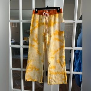 WARM FUN Warm & Sunny Sweatpants Women’s yellow Tie Dye NWT $195